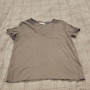 Zara Charcoal V-Neck Short Sleeve Tee Size L!